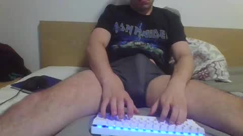 Snapshot of hugoxx22 chatting on February 2025 08:10:01 PM hugoxx22 online show from February 2025 08:10:01 PM