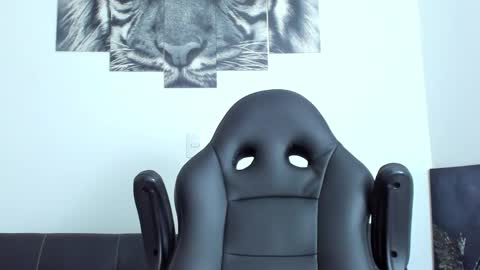 Eli online show from December 2025 01:26:02 AM