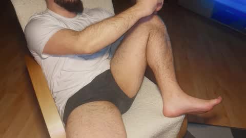 Snapshot of hundick696 chatting on November 2025 04:13:02 PM hundick696 online show from November 2025 04:13:02 PM