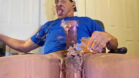 Snapshot of hung14u2c2c chatting on February 2026 03:24:02 AM hung14u2c2c online show from February 2026 03:24:02 AM