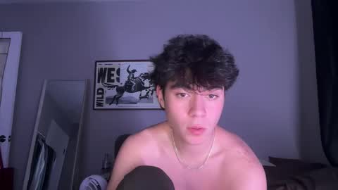 Snapshot of hungc0llegejock chatting on October 2025 02:34:01 AM hungc0llegejock online show from October 2025 02:34:01 AM