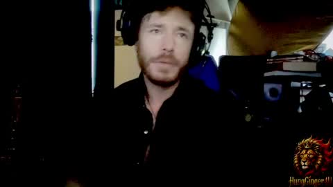 Snapshot of hungginger4u chatting on May 2026 02:07:02 AM HungGinger4U online show from May 2026 02:07:02 AM