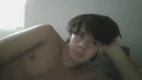 Snapshot of hunglikecrazyy chatting on May 2026 12:35:01 PM Tyler online show from May 2026 12:35:01 PM