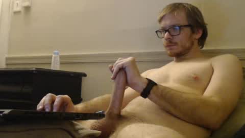 Snapshot of hungmysterio chatting on February 2025 02:09:02 AM HungMysterio online show from February 2025 02:09:02 AM