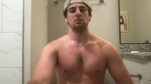Snapshot of hungnhornystud chatting on March 2026 06:36:02 PM hungnhornystud online show from March 2026 06:36:02 PM