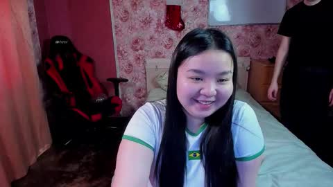 Nancy and Robert online show from December 2025 05:36:02 AM