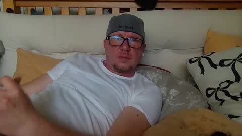 HuingsingleDad79 online show from April 2026 04:53:02 PM