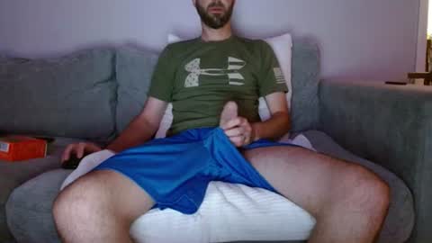 Snapshot of hungslim8inch chatting on June 2026 01:38:02 AM King Hungslim online show from June 2026 01:38:02 AM