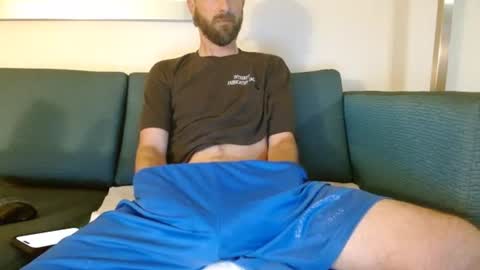 Snapshot of hungslim8inch chatting on June 2026 11:51:02 PM King Hungslim online show from June 2026 11:51:02 PM
