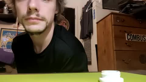 Snapshot of hungtxcock92 chatting on January 2025 12:18:01 PM hungtxcock92 online show from January 2025 12:18:01 PM