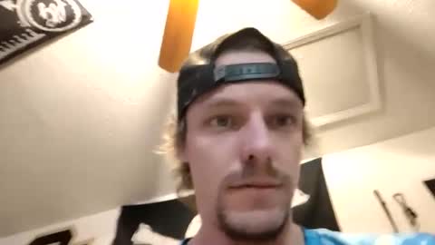 Snapshot of hungtxcock92 chatting on February 2025 04:20:01 AM hungtxcock92 online show from February 2025 04:20:01 AM