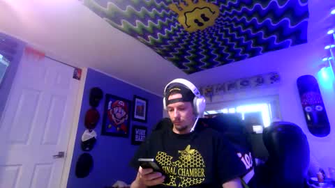 Snapshot of hungtxcock92 chatting on December 2025 02:21:01 PM hungtxcock92 online show from December 2025 02:21:01 PM