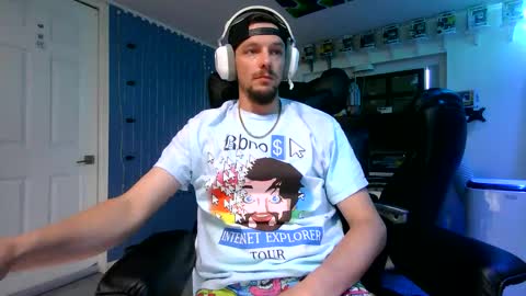 hungtxcock92 online show from April 2026 03:38:01 PM