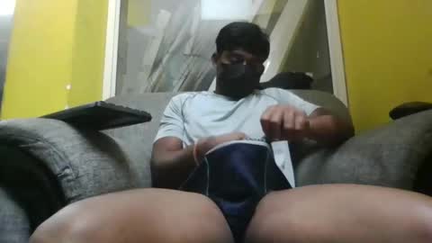 Snapshot of hunk_dominant chatting on December 2024 05:32:01 PM hunk_dominant online show from December 2024 05:32:01 PM