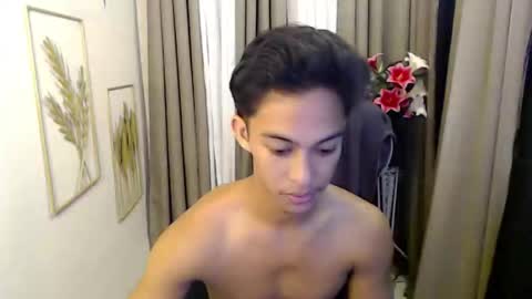 Snapshot of hunk_edward chatting on May 2026 07:25:01 AM hunk_edward online show from May 2026 07:25:01 AM