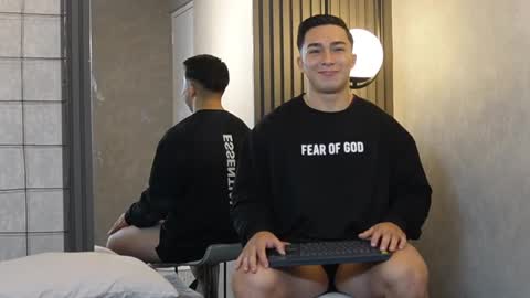 hunk_ryan online show from March 2025 12:09:01 PM