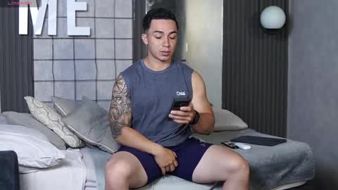 hunk_ryan online show from November 2025 08:13:02 AM