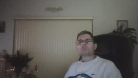 hunkmasclefad458 online show from April 2026 05:16:01 AM
