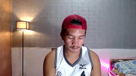 hunkylloyd online show from March 2026 07:54:01 PM