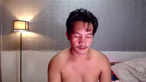 hunkylloyd online show from March 2026 02:50:02 AM