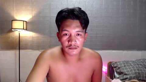 hunkylloyd online show from March 2026 04:28:02 AM