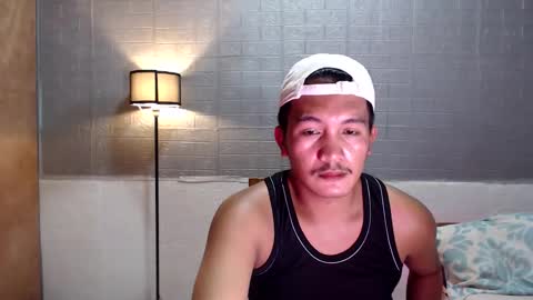 hunkylloyd online show from April 2026 01:58:02 AM