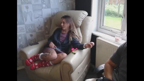 Snapshot of hunterandesme chatting on September 2025 09:22:02 AM HunterandEsme online show from September 2025 09:22:02 AM