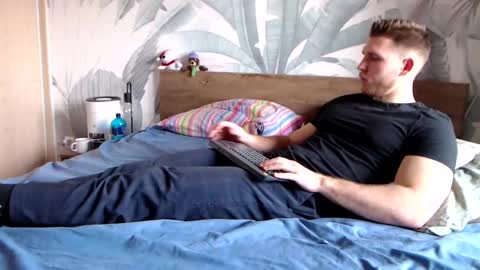 Hunter Bridges online show from March 2025 08:13:01 AM