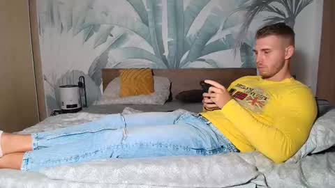 Hunter Bridges online show from September 2025 09:02:01 AM