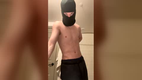 Snapshot of huntersolves chatting on December 2025 09:23:02 PM huntersolves online show from December 2025 09:23:02 PM