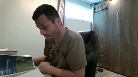 hurley7890 online show from November 2025 06:44:02 PM