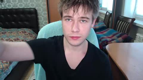 Tom online show from April 2026 06:35:02 AM