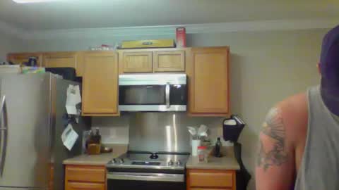 Snapshot of hydro9421 chatting on October 2025 12:02:02 AM hydro9421 online show from October 2025 12:02:02 AM