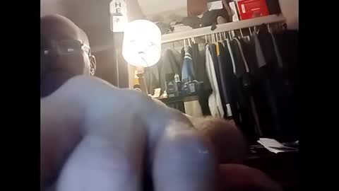 Snapshot of hyjloddzzkpw chatting on September 2025 10:10:02 PM Teejay1971 online show from September 2025 10:10:02 PM