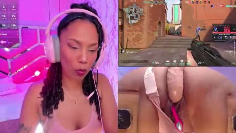 Ashley online show from November 2025 09:03:02 PM