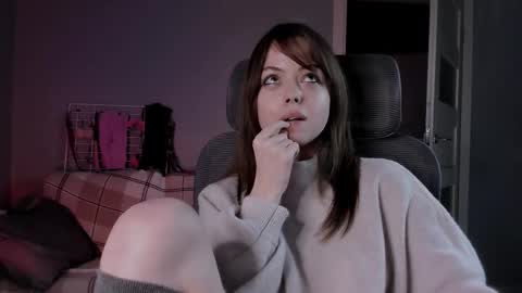 Snapshot of hype_meal_home chatting on November 2025 11:30:01 PM Miley. PVT open i have extra prices on nude show online show from November 2025 11:30:01 PM