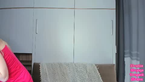 Jenny online show from June 2026 01:43:01 PM