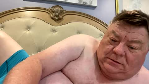 Snapshot of hypnotizing4u chatting on January 2026 02:12:02 PM hypnotizing4u online show from January 2026 02:12:02 PM