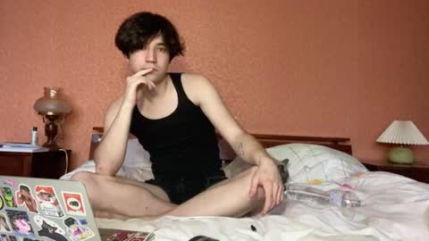 hypomania online show from January 2025 01:04:02 PM