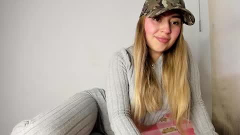 Hyun Joo online show from September 2025 05:14:02 PM