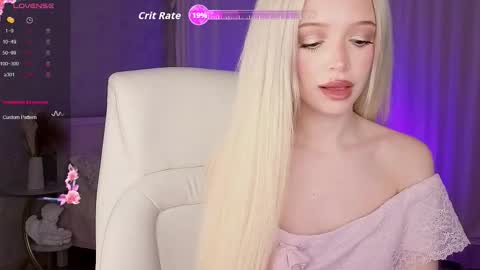 Joselle online show from November 2025 10:24:01 PM