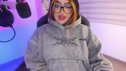 Ari online show from April 2026 12:52:02 AM