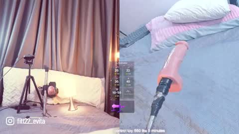 Snapshot of i_am_lucy1 chatting on September 2025 09:42:02 AM Lucy online show from September 2025 09:42:02 AM