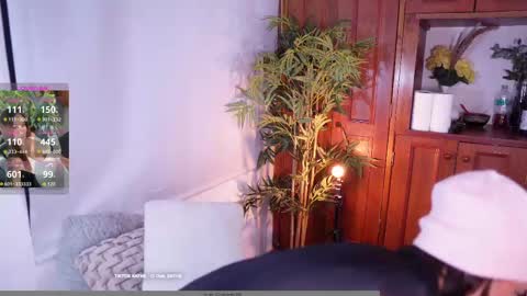 Snapshot of i_am_lucy1 chatting on November 2025 10:37:02 AM Lucy online show from November 2025 10:37:02 AM