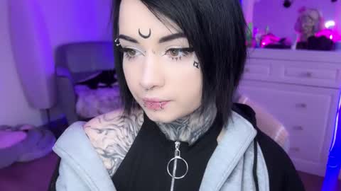 Asya  online show from January 2025 10:53:02 AM