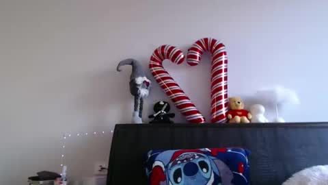 Snapshot of i_fucked_u_yesterday chatting on February 2025 02:59:02 PM Dominika online show from February 2025 02:59:02 PM