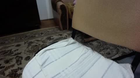 Snapshot of i_like_older_men chatting on October 2025 05:08:02 AM i_like_older_men online show from October 2025 05:08:02 AM