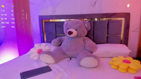 Milly online show from April 2026 09:49:02 PM