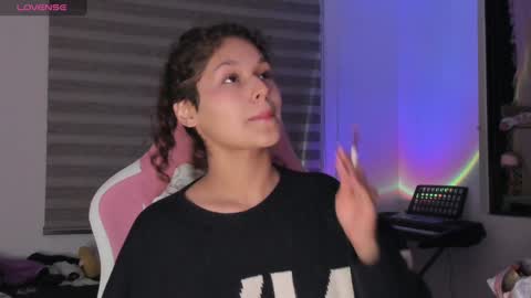 Snapshot of iam_nikki chatting on January 2025 06:31:02 AM On instagram Imm NikkiHelp me reach 100 likes online show from January 2025 06:31:02 AM