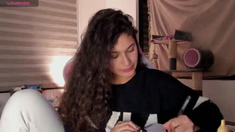 Snapshot of iam_nikki chatting on January 2025 07:59:01 AM On instagram Imm NikkiHelp me reach 100 likes online show from January 2025 07:59:01 AM